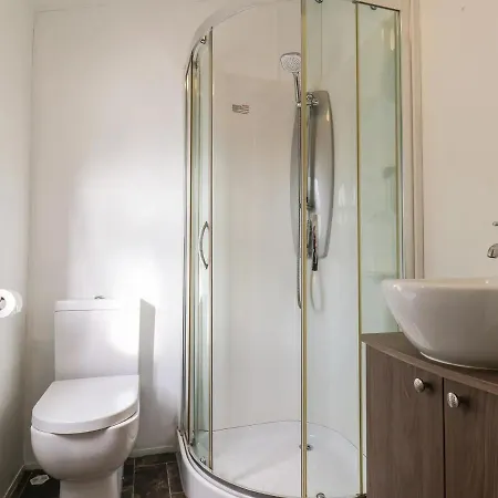 Evergreen Pines Cayton Bay Tatil Evi